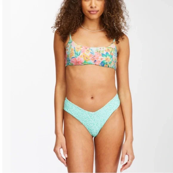 Billabong Sweet Tropics Reversible Fiji Cheeky Bikini Bottoms - Picture 8 of 16